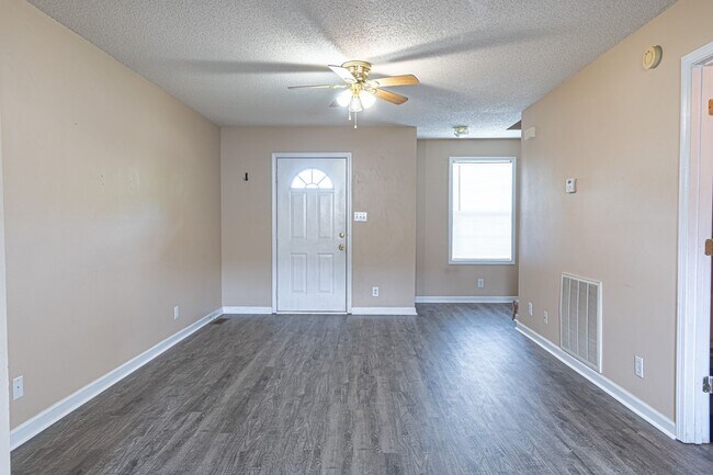 Building Photo - Coming Soon,  Close to Post!