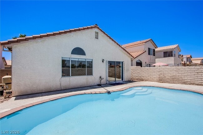Building Photo - 7510 Isley Ave