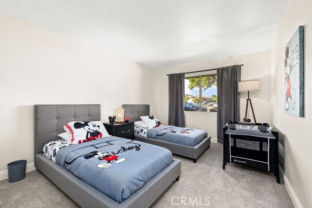 Building Photo - 632 Kenoak Dr