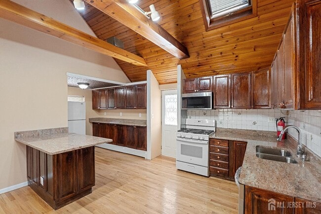 Building Photo - 3850 NJ-27