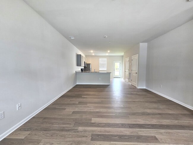 Building Photo - 1410 1st St