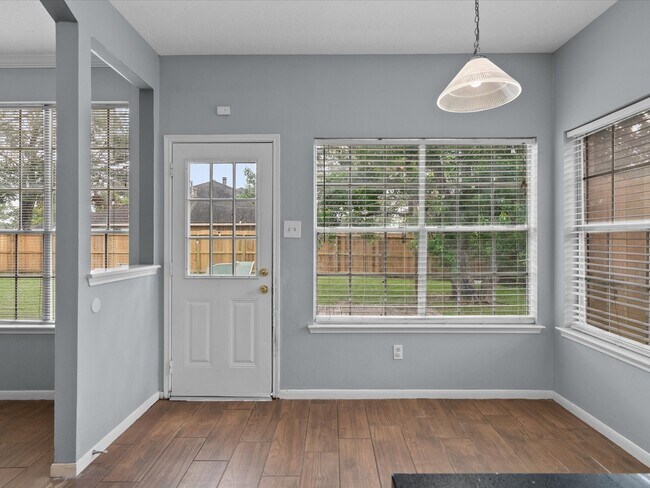 Building Photo - 4915 Stone Harbor Dr