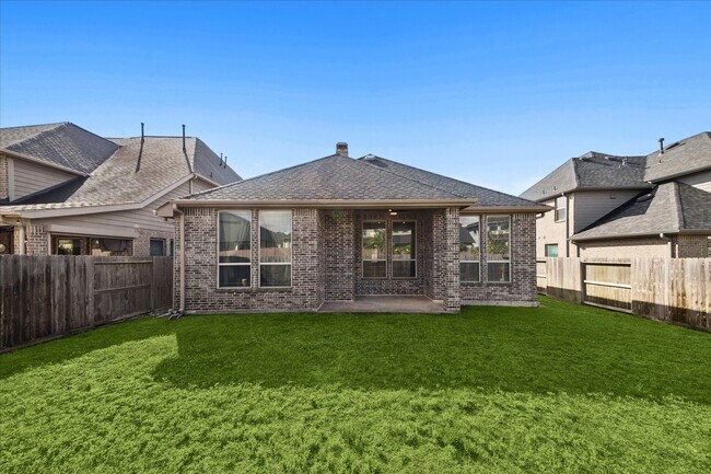 Building Photo - 28418 Asher Falls Ln