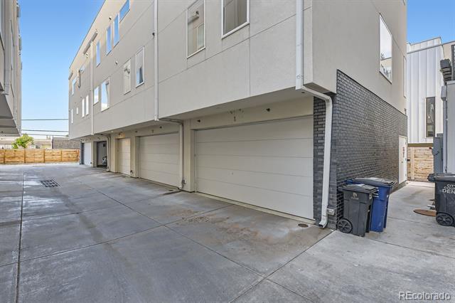 Building Photo - 1612 Irving St