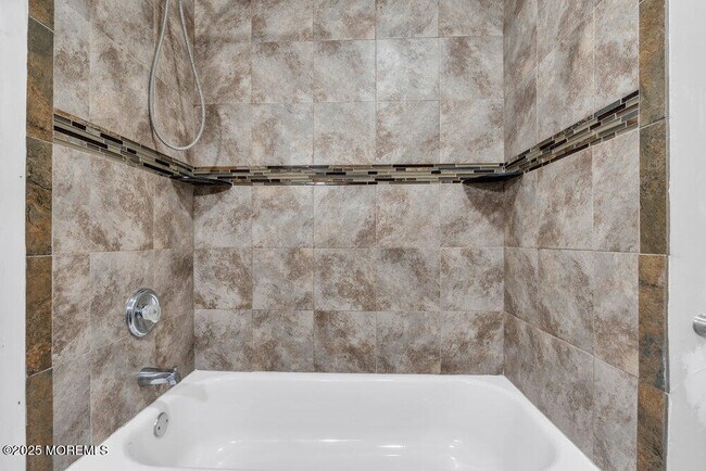 Building Photo - 1841 2nd Ave