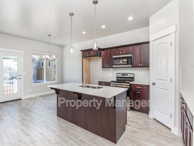 Building Photo - 16297 S Truss Dr