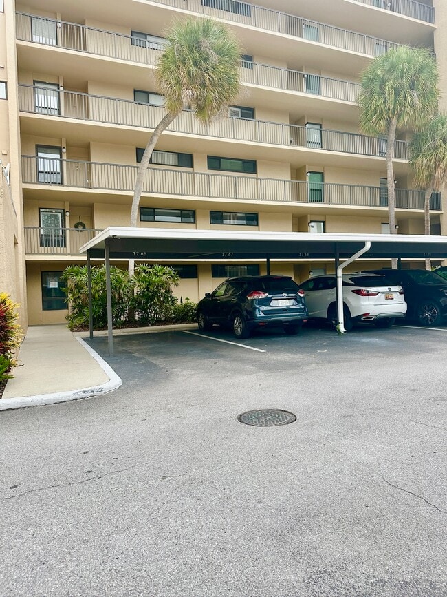 Building Photo - 2617 Cove Cay Dr