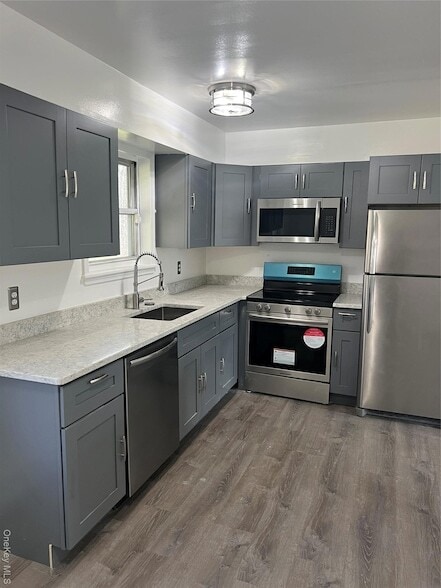 Building Photo - 2944 New York 17k Unit B