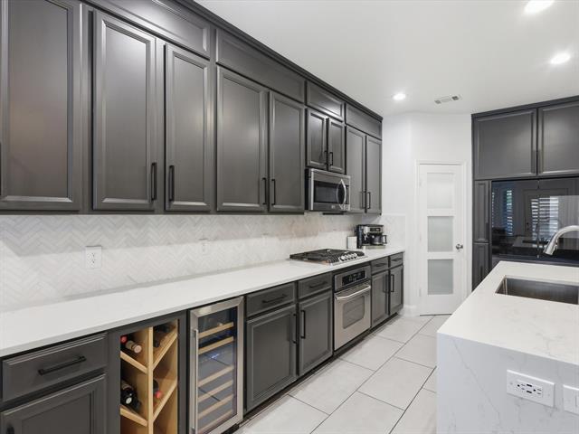Building Photo - 11398 Plainview Dr