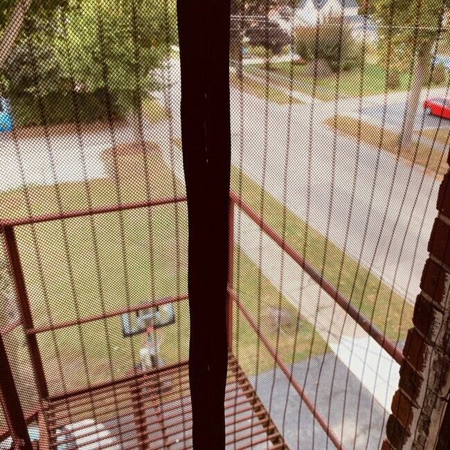 Building Photo - 2900 Enoch Ave