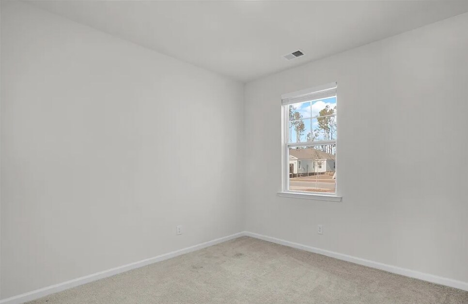 Building Photo - 139 Holloway Hl