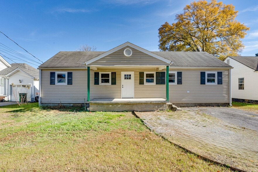 Primary Photo - 1516 Springvale Rd