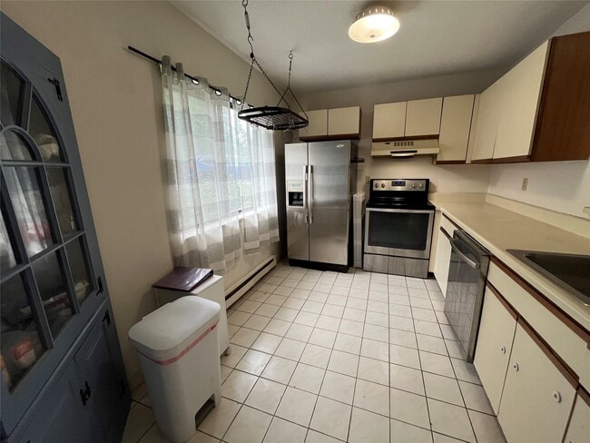 Building Photo - 24 Hudson Heights Dr