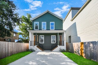 Building Photo - 1510 E 31st St