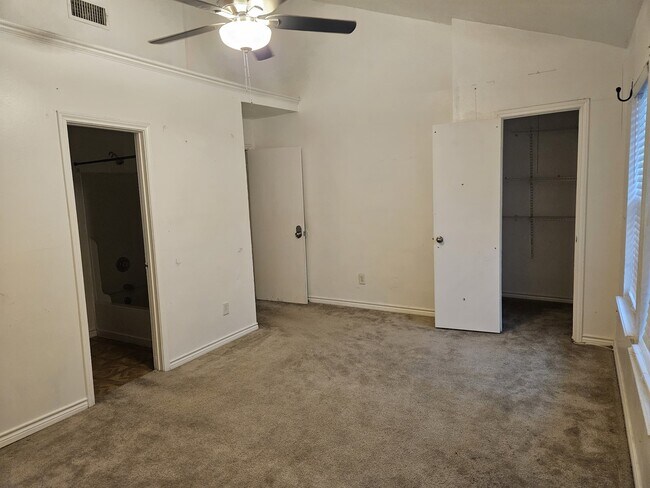 Building Photo - 1011 Hamblen Rd