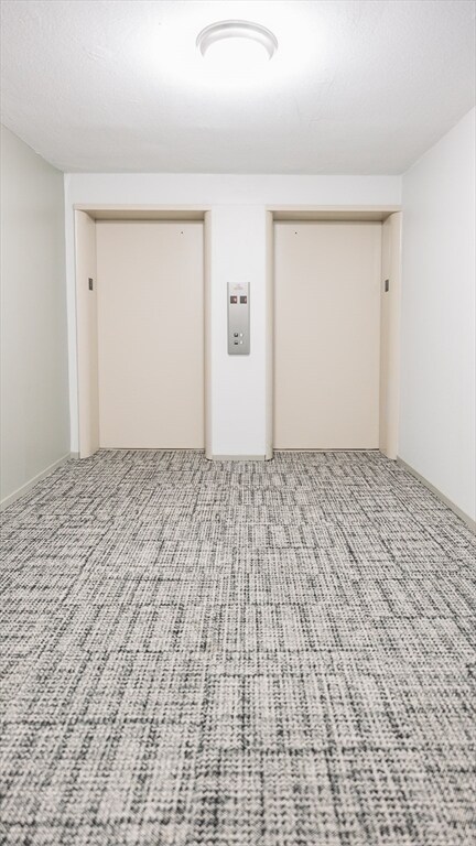 Building Photo - 19 Winchester St