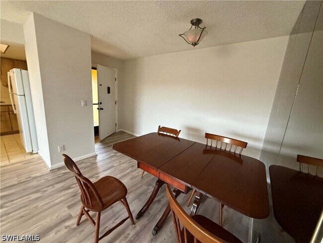 Building Photo - 6136 Whiskey Creek Dr