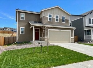 Building Photo - Luxury Living in Colorado Springs - NEW Home