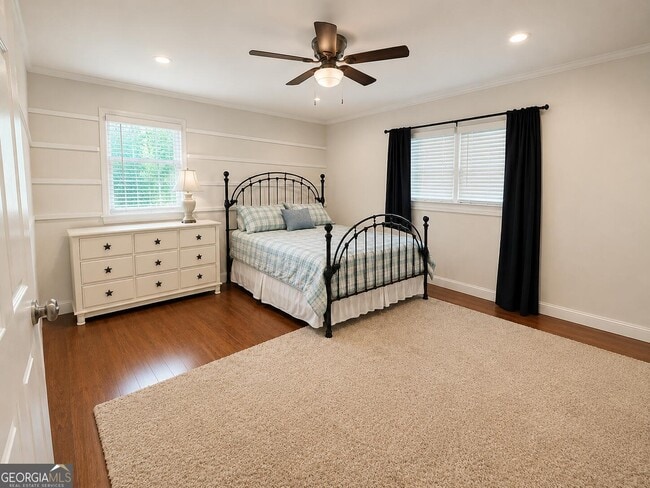 Building Photo - 2653 Club Valley Dr NE