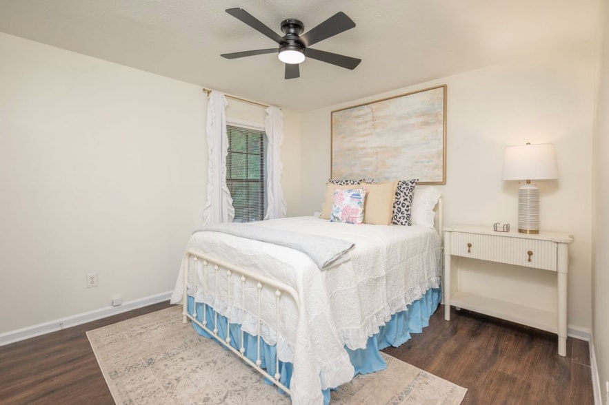 Building Photo - 316 Critz St