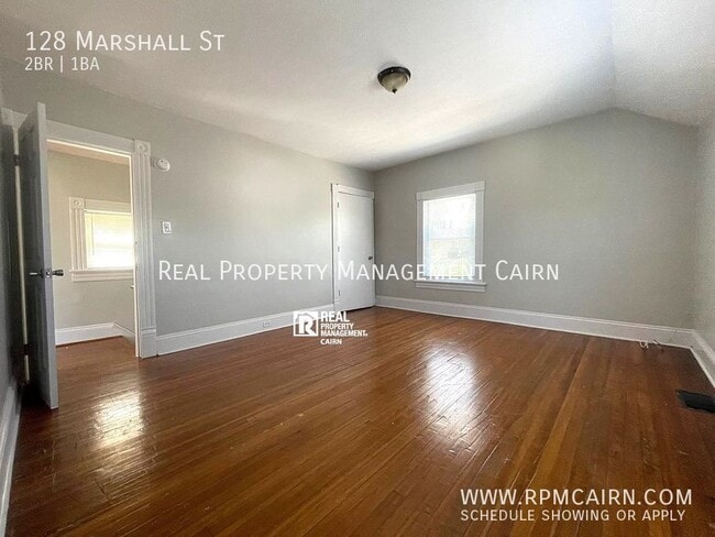 Building Photo - 128 Marshall St