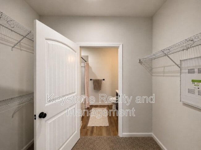 Building Photo - 2425 Pea Ridge Rd