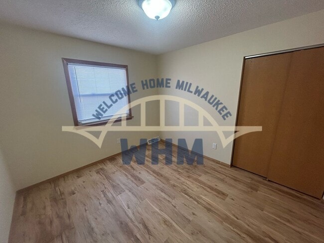 Building Photo - 6578 N 73rd St