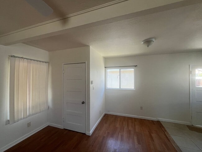 Building Photo - 8020 Bright Ave