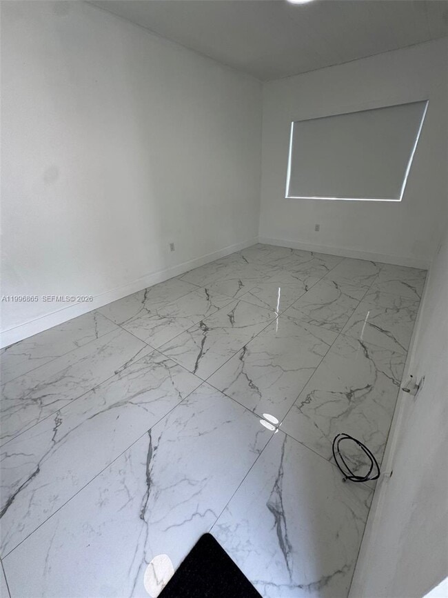 Building Photo - 1011 NW 145th St