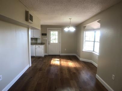 Building Photo - 4553 Seawillow Rd