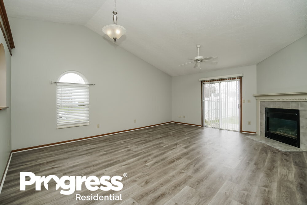 Building Photo - 2016 Big Tree Dr