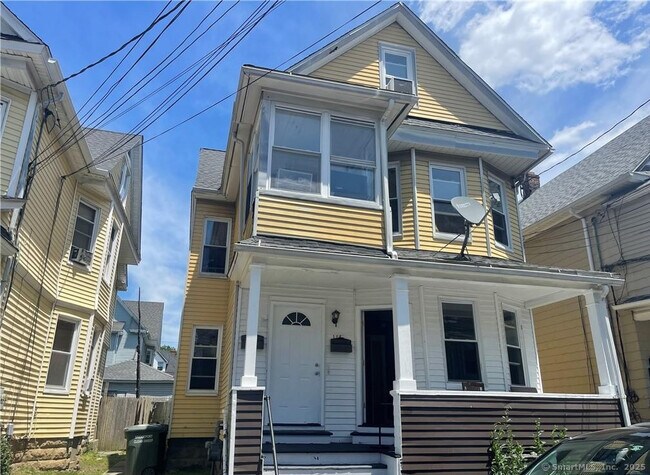 Primary Photo - 114 Denver Ave