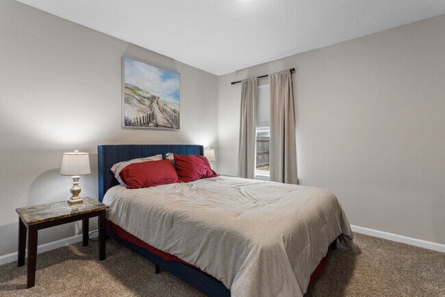 Building Photo - 8588 Palmetto Dr