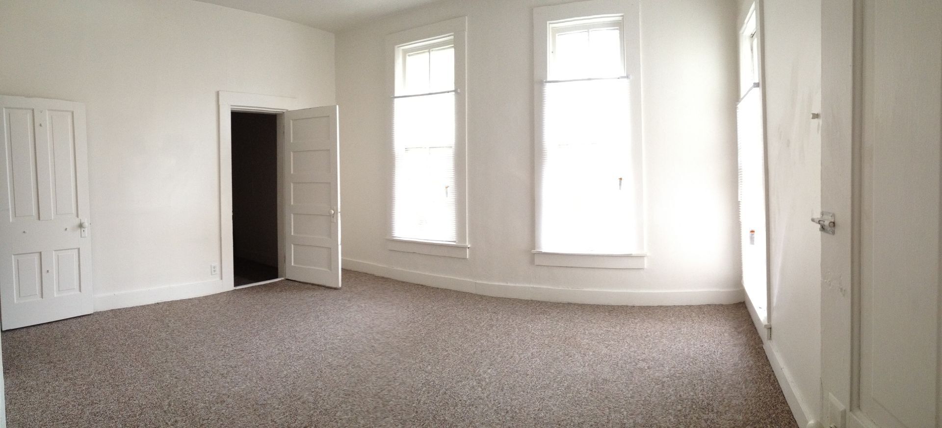 Building Photo - 212 Tinkler St