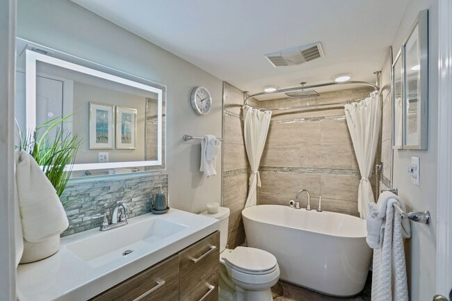 Building Photo - 1412 Musgrove Alley