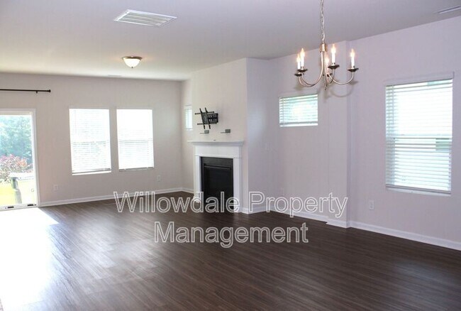 Building Photo - 1132 Chestnut Bluff Run