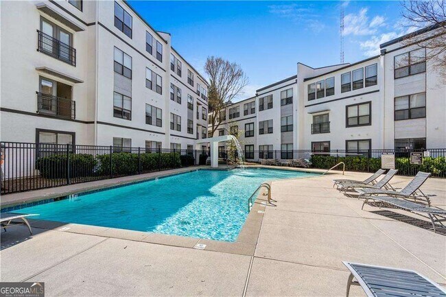 Building Photo - 821 Ralph McGill Blvd NE