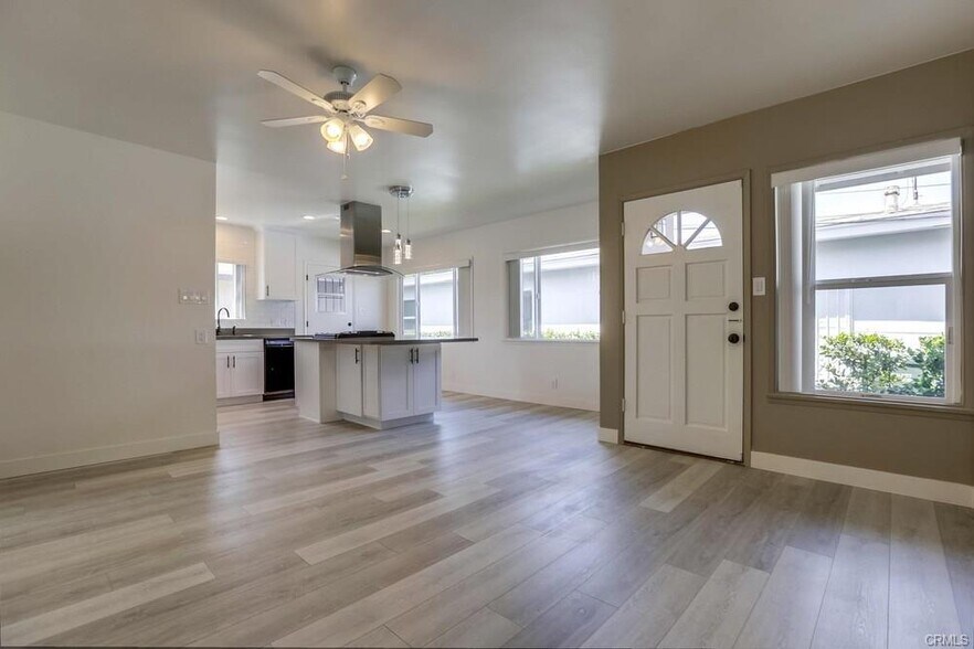 Building Photo - 8716 Buckles St