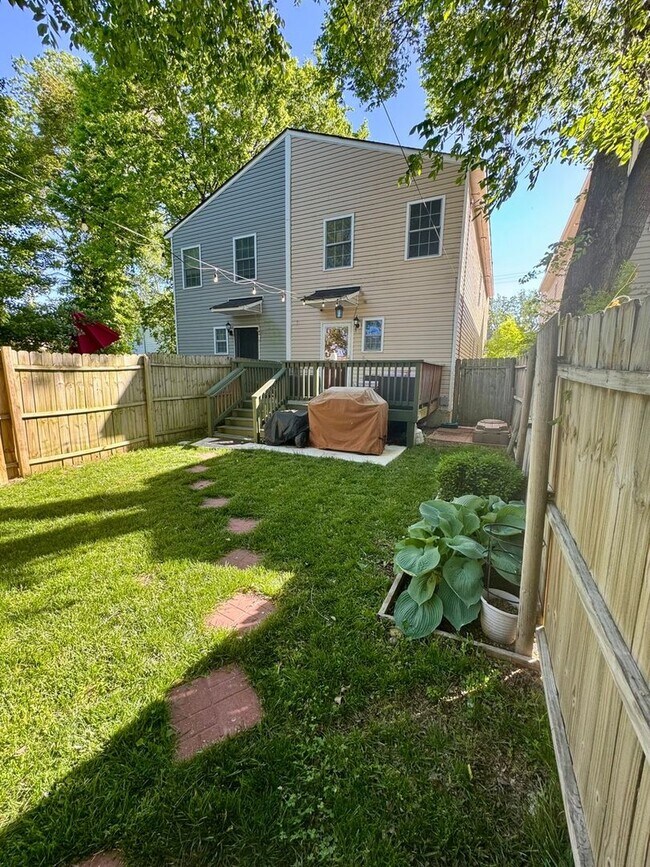 Building Photo - Charming 3BR House in Richmond
