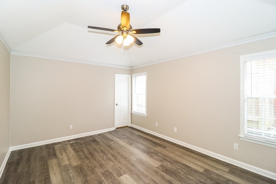 Building Photo - 3099 Brandon Way Ln