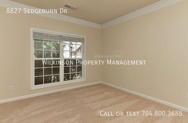 Building Photo - 8827 SedgeBurn Dr
