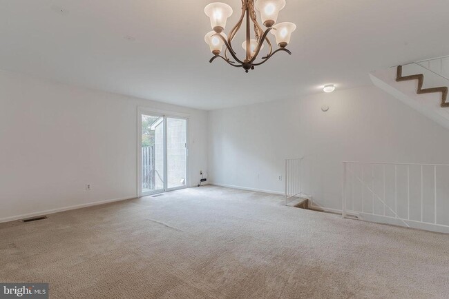 Building Photo - 14405 Black Horse Ct