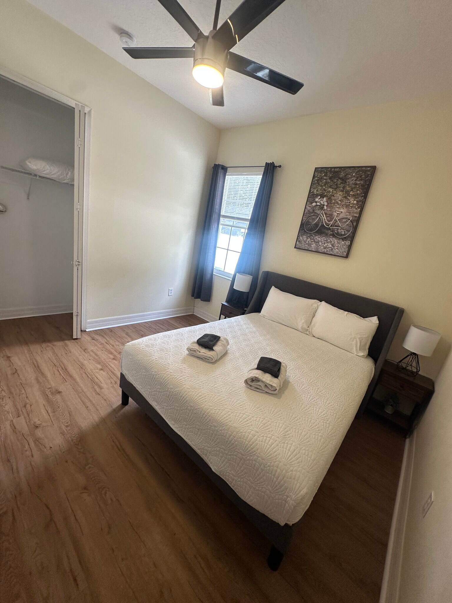 Building Photo - 2726 Formosa Blvd