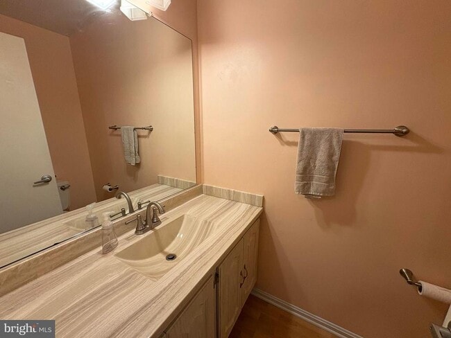 Building Photo - 5301 New Church Ct