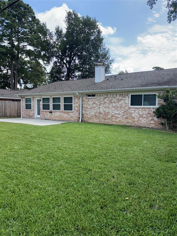 Building Photo - 15815 Whipple Tree Dr