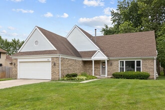 Building Photo - 135 Encina Dr