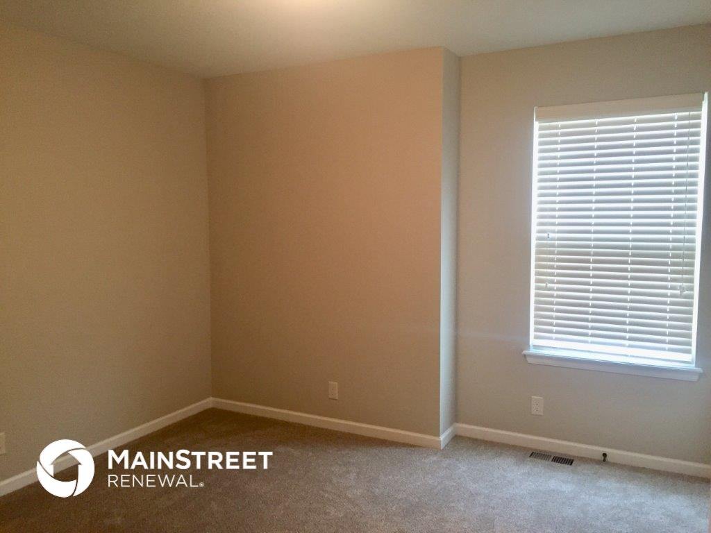 Building Photo - 1413 N 9th St E