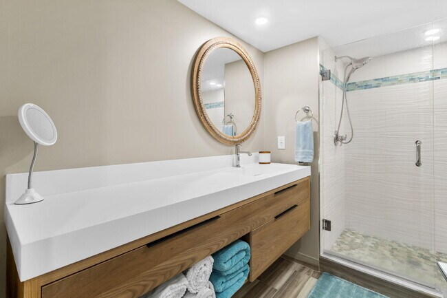 Building Photo - 4020 Galt Ocean Dr