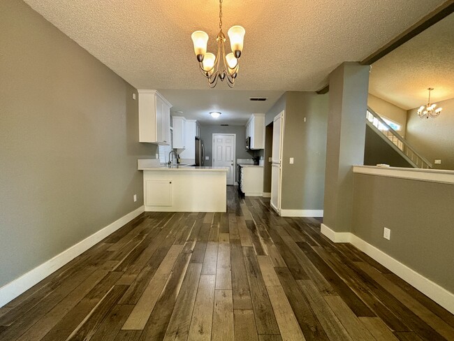 Building Photo - 7592 Deltawind Dr