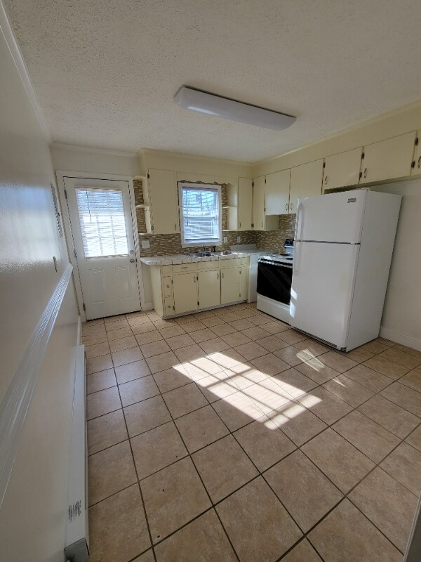 Building Photo - 303A Culbreth Ave